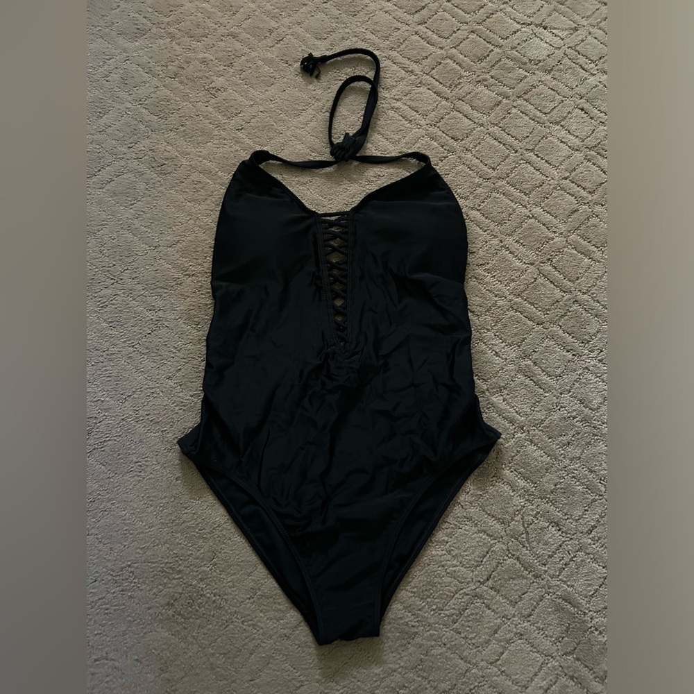 Hollister woman one piece swimsuit size M